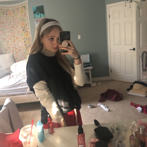 Cream Turtle neck - Picture 3 of 4